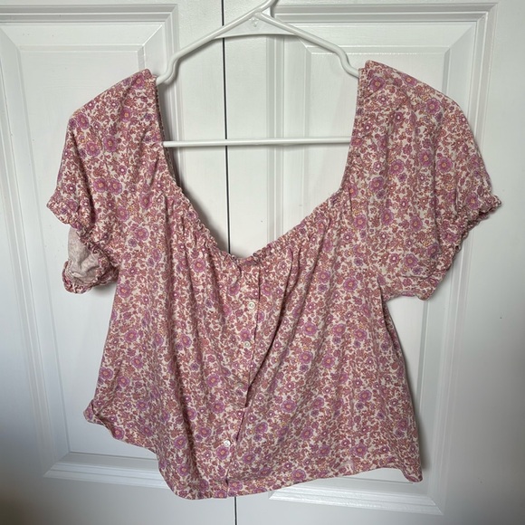American Eagle Outfitters Tops - an american eagle blouse!